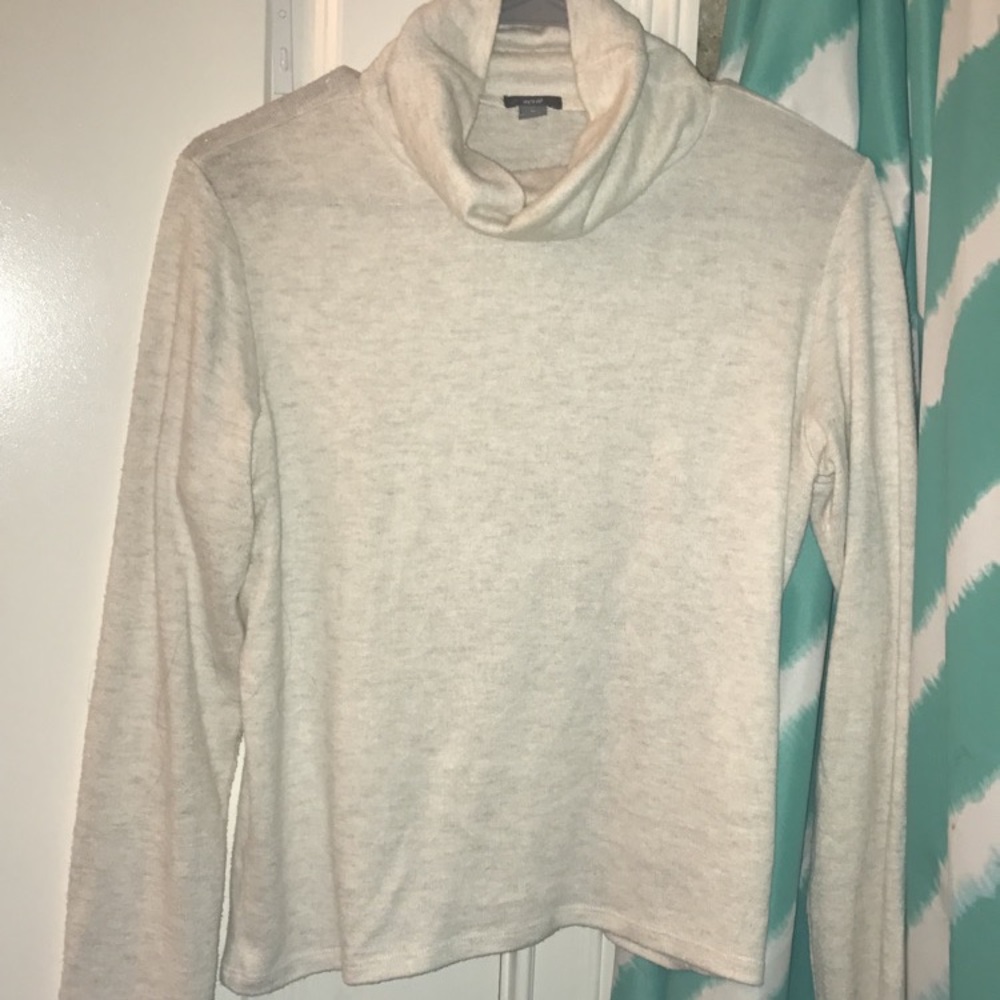 American eagle turtleneck